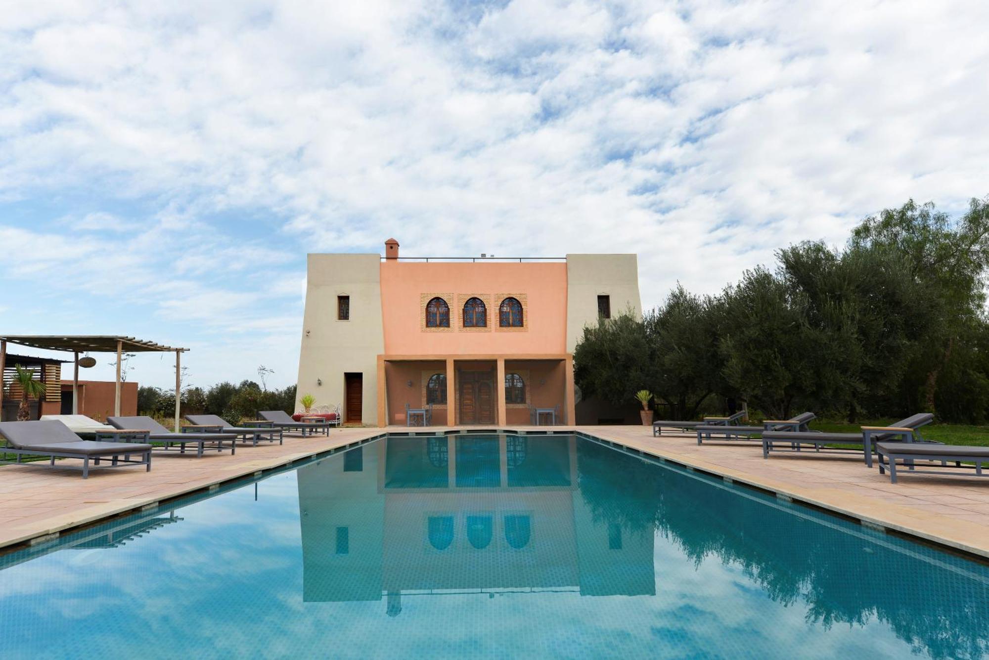 Agora, A La Campagne Proche Marrakech